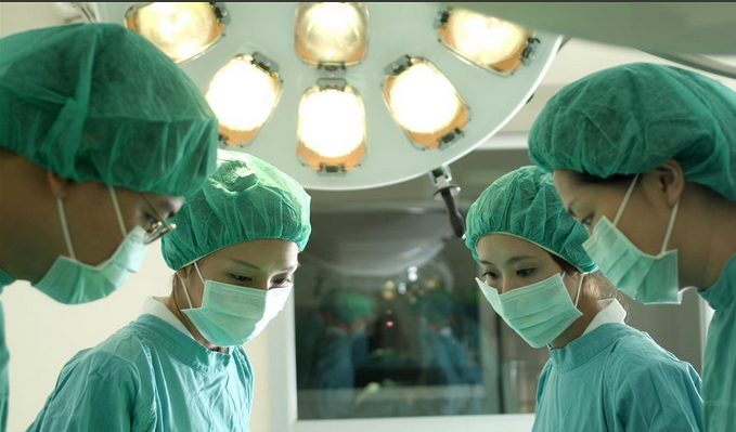 泌尿外科女医生 辽宁